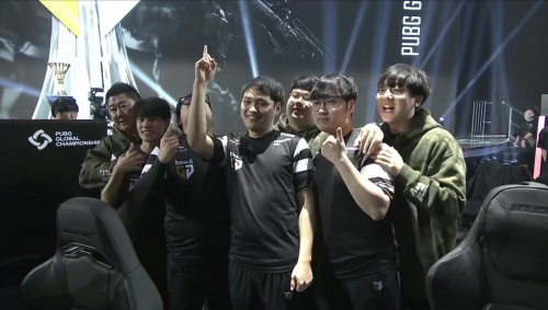 Fnatic 成为2025年全球总决赛首支被淘汰的队伍